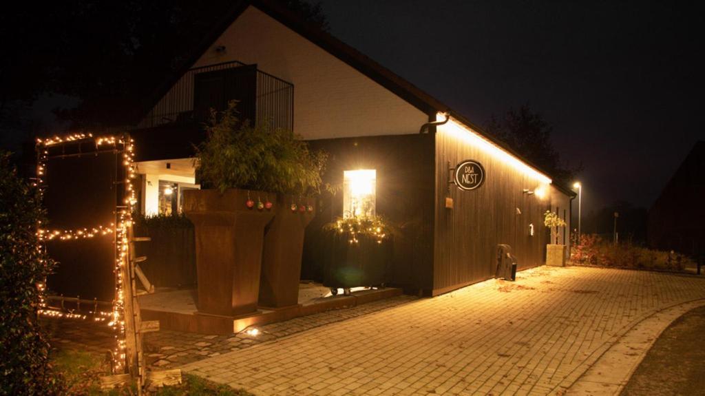 D&A Nest Bed & Breakfast Retie Exterior photo